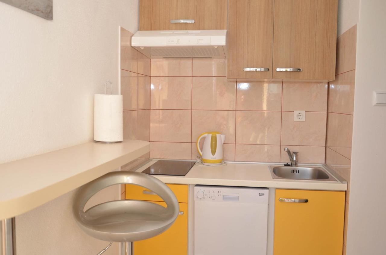 Apartments Tomas Бетина Екстер'єр фото