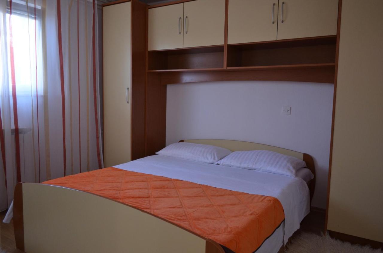 Apartments Tomas Бетина Екстер'єр фото