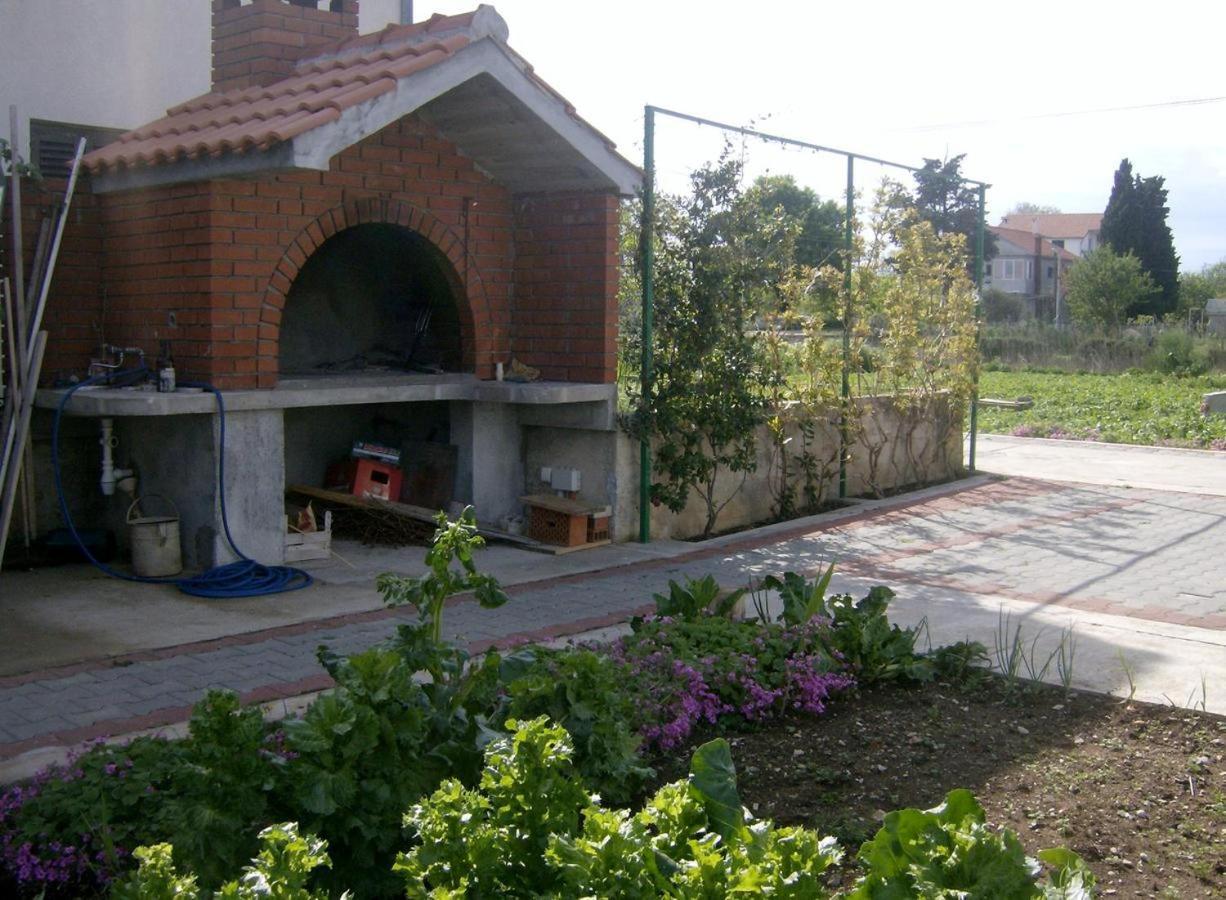 Apartments Tomas Бетина Екстер'єр фото
